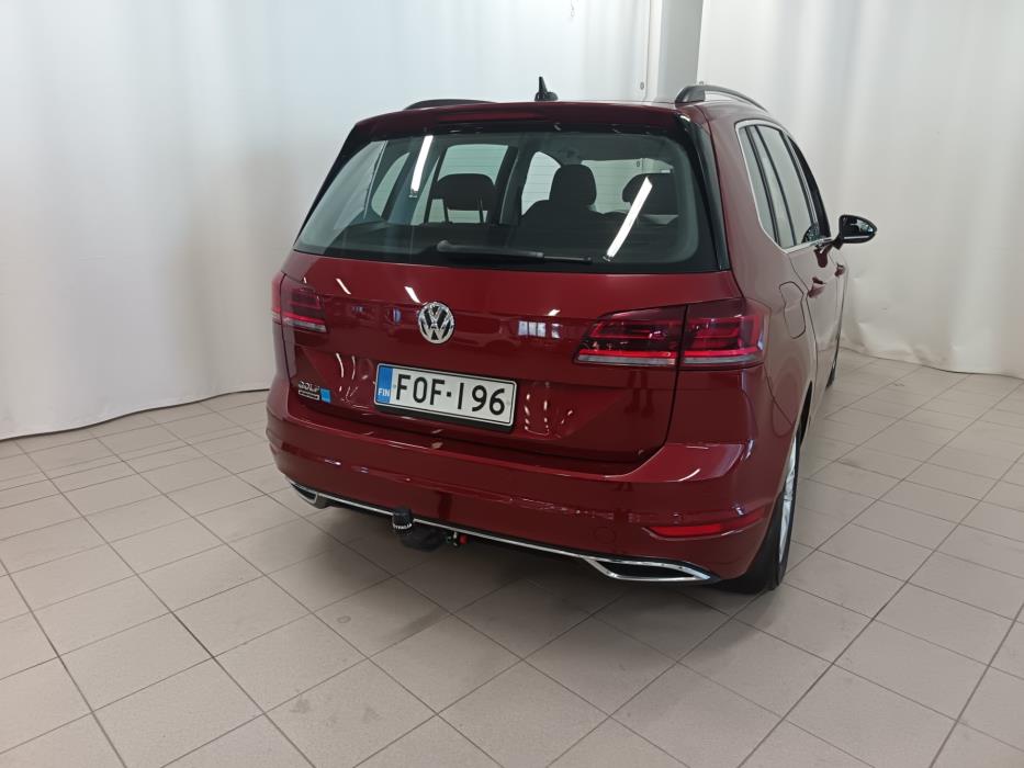VOLKSWAGEN Golf Sportsvan 2019