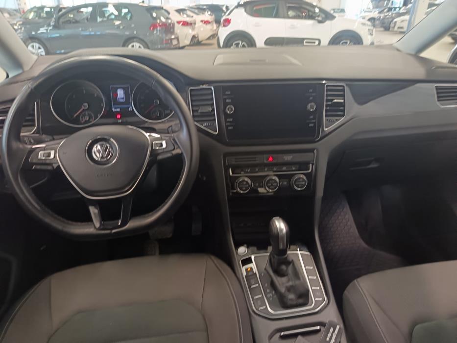 VOLKSWAGEN Golf Sportsvan 2019