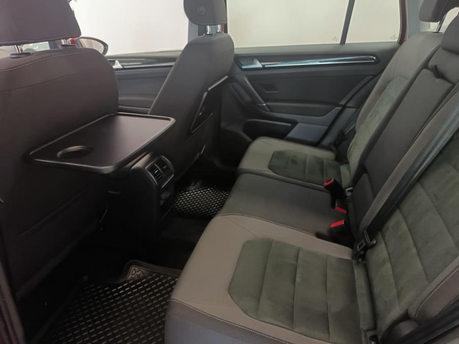 VOLKSWAGEN Golf Sportsvan 2019