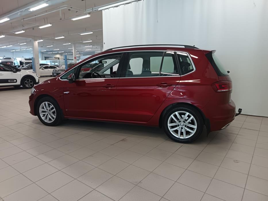 VOLKSWAGEN Golf Sportsvan 2019