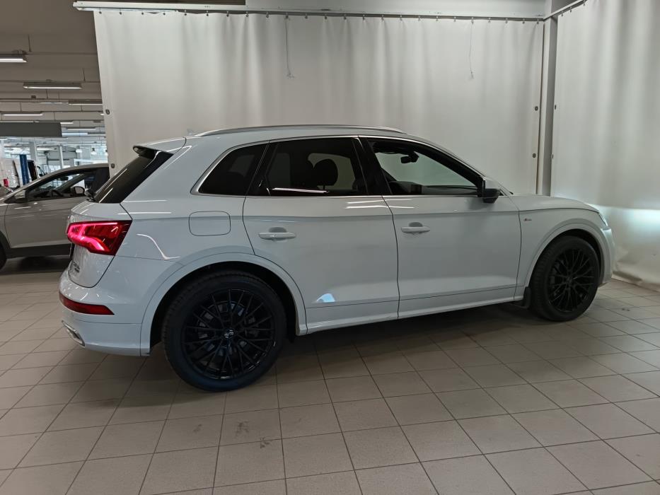 AUDI Q5 2019