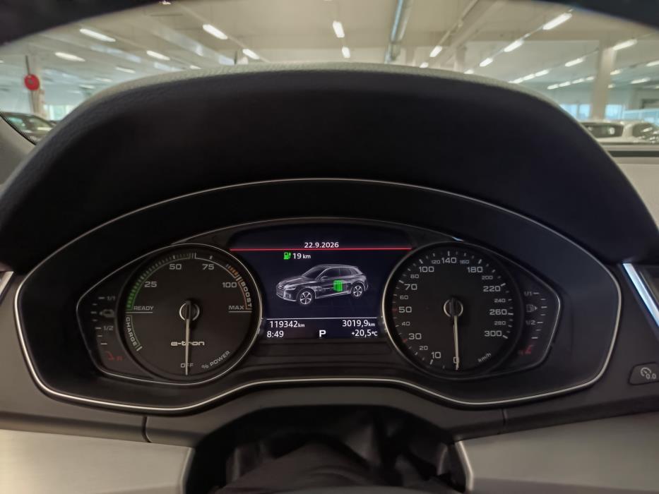AUDI Q5 2019