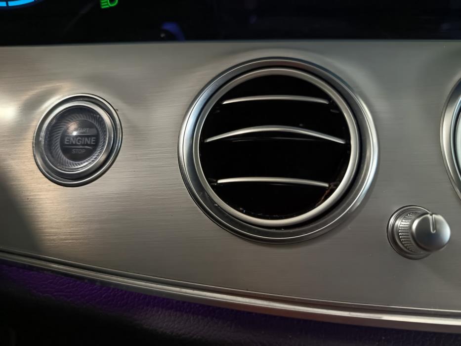 MERCEDES-BENZ E 2020