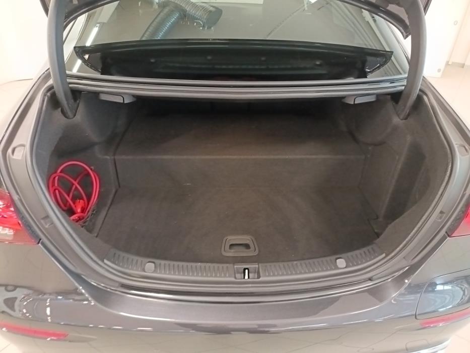 MERCEDES-BENZ E 2020