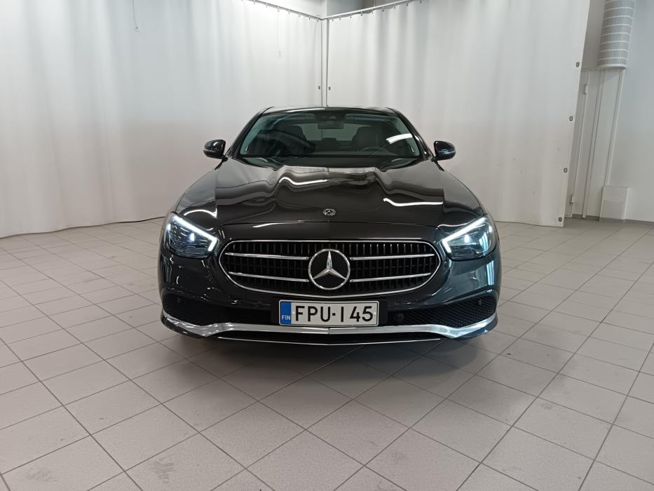 MERCEDES-BENZ E 2020