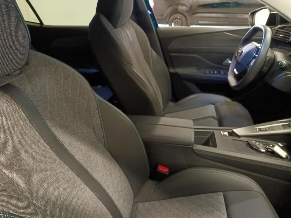 PEUGEOT 408 2024