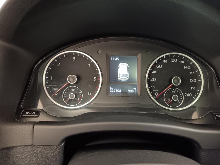 VOLKSWAGEN Tiguan 2016