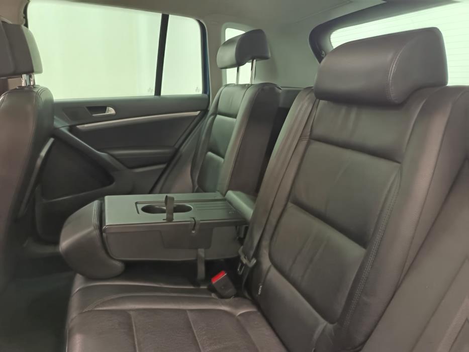 VOLKSWAGEN Tiguan 2016