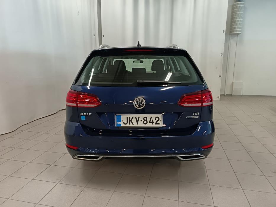 VOLKSWAGEN Golf 2018