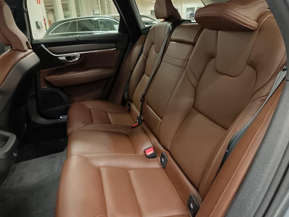 VOLVO V90 Cross Country 2018