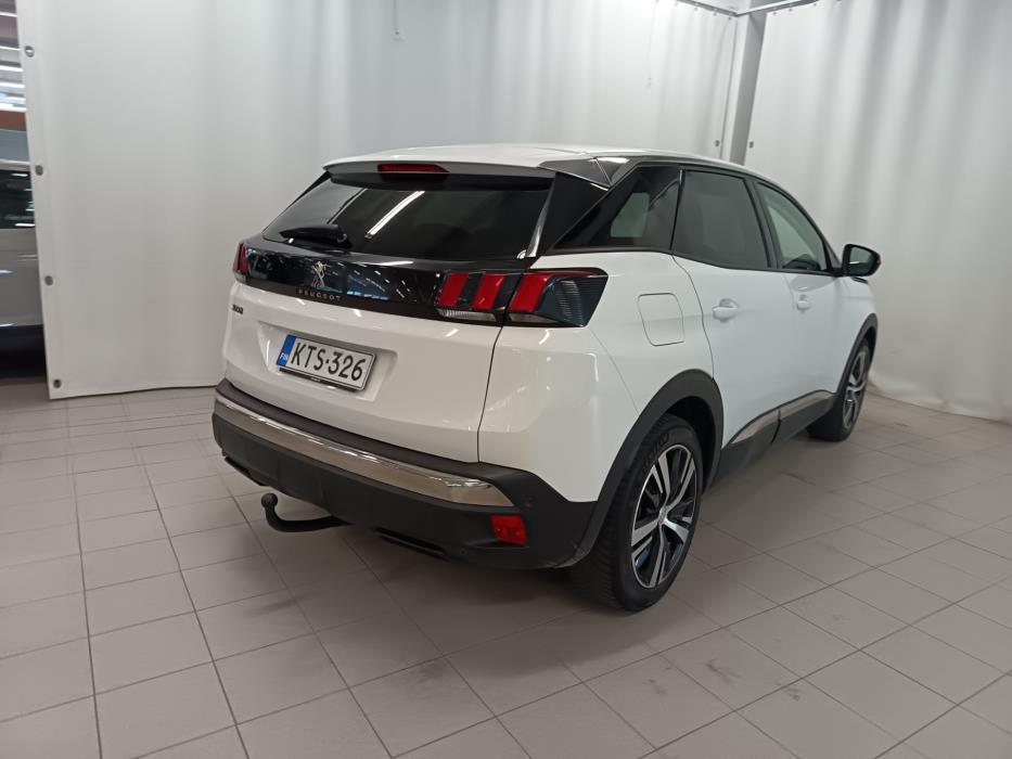 PEUGEOT 3008 2020