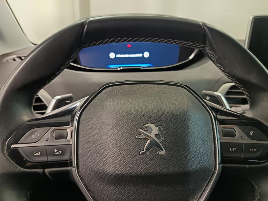 PEUGEOT 3008 2020