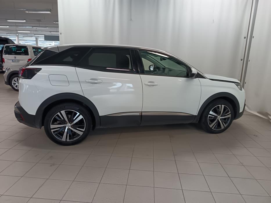 PEUGEOT 3008 2020