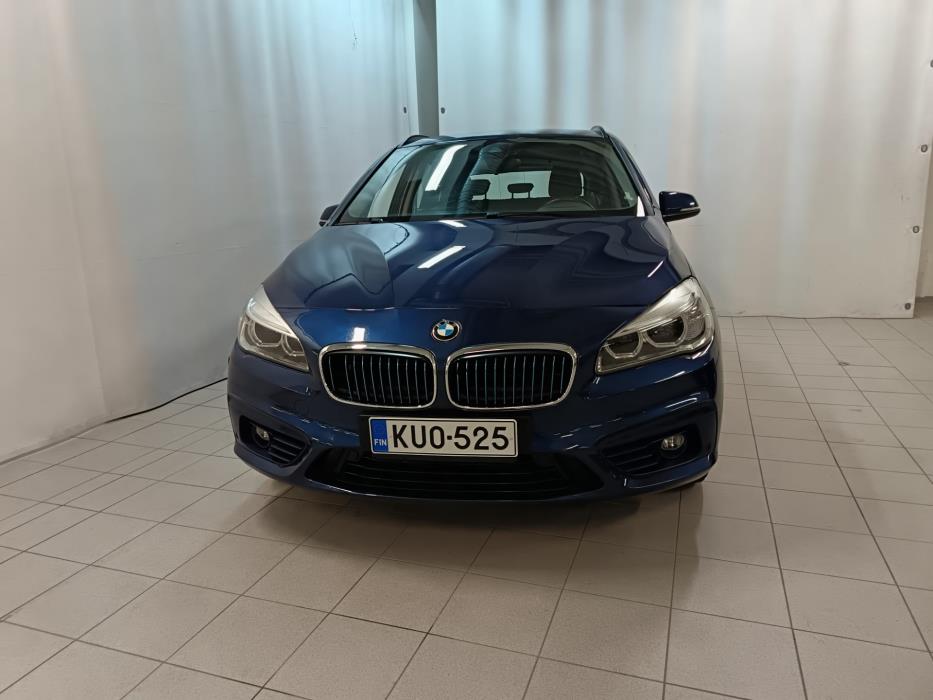BMW 225 2016