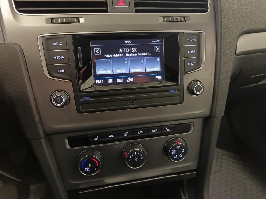 VOLKSWAGEN Golf 2017