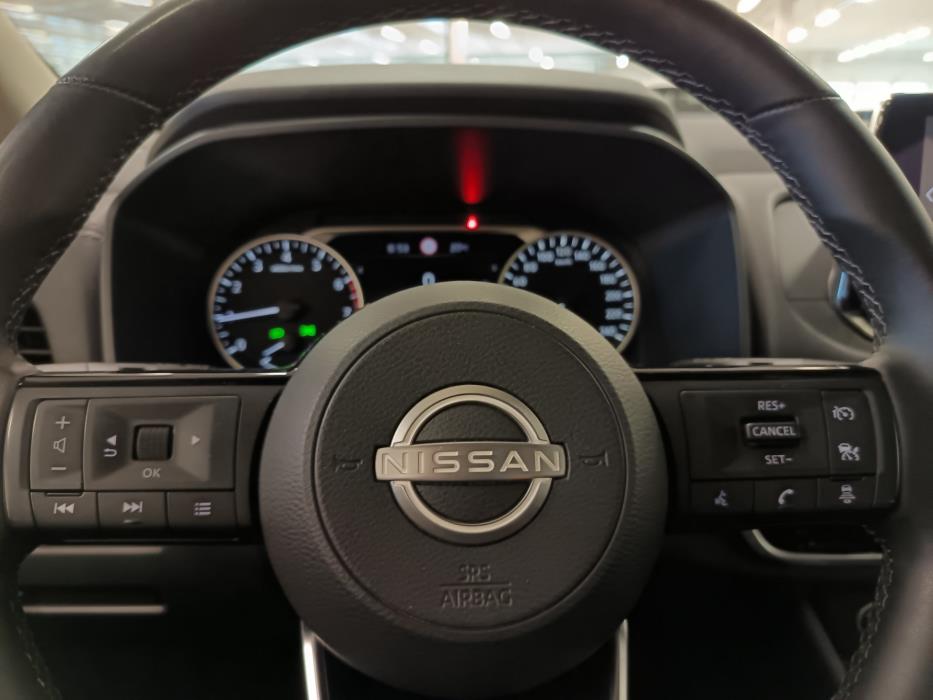 NISSAN Qashqai 2023