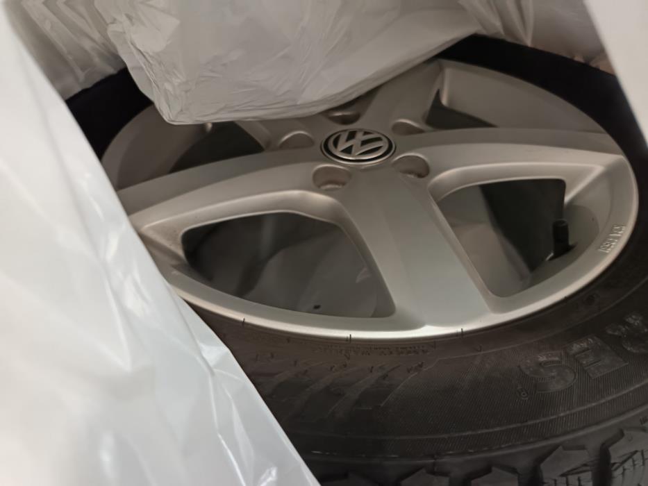 VOLKSWAGEN Golf 2013