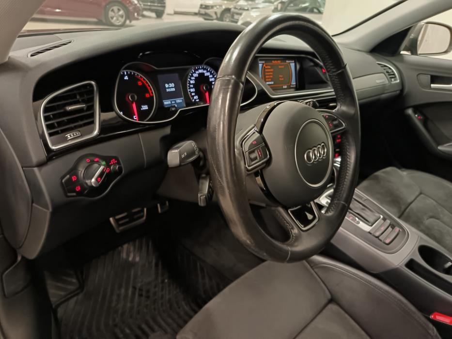 AUDI A4 2014