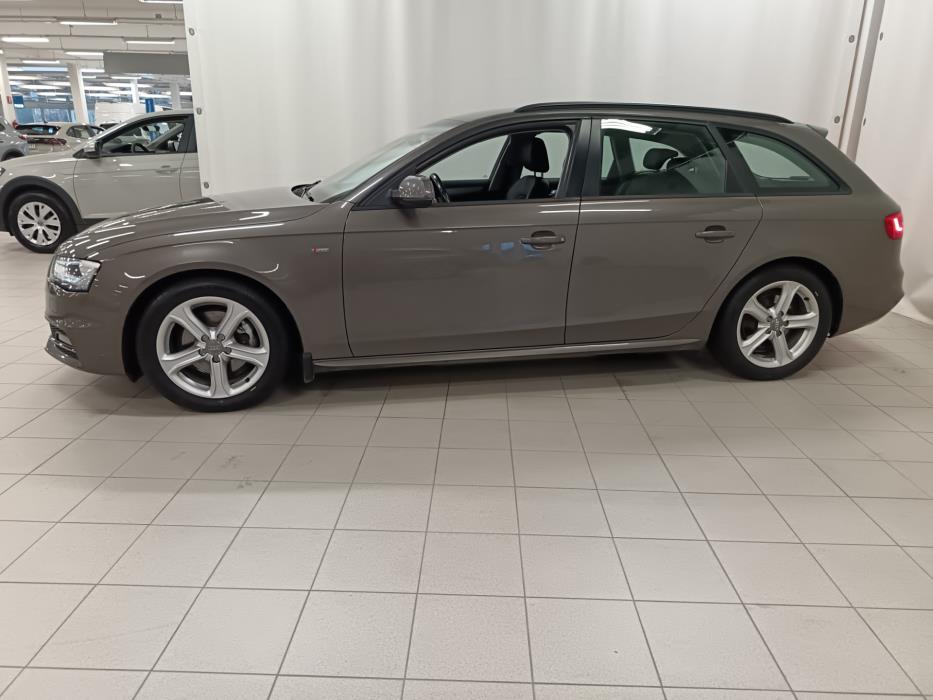 AUDI A4 2014