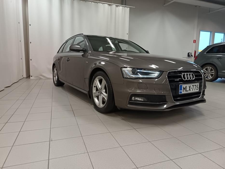 AUDI A4 2014
