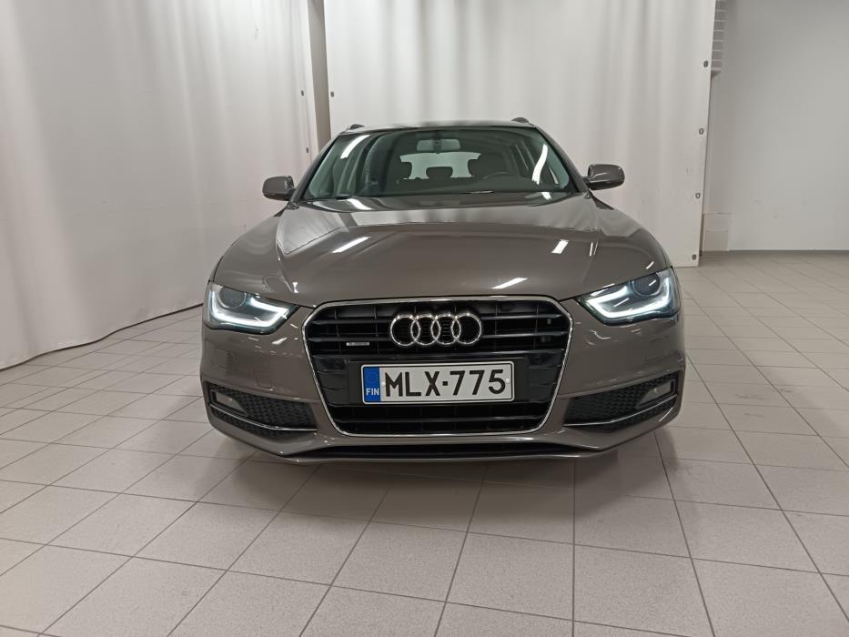 AUDI A4 2014