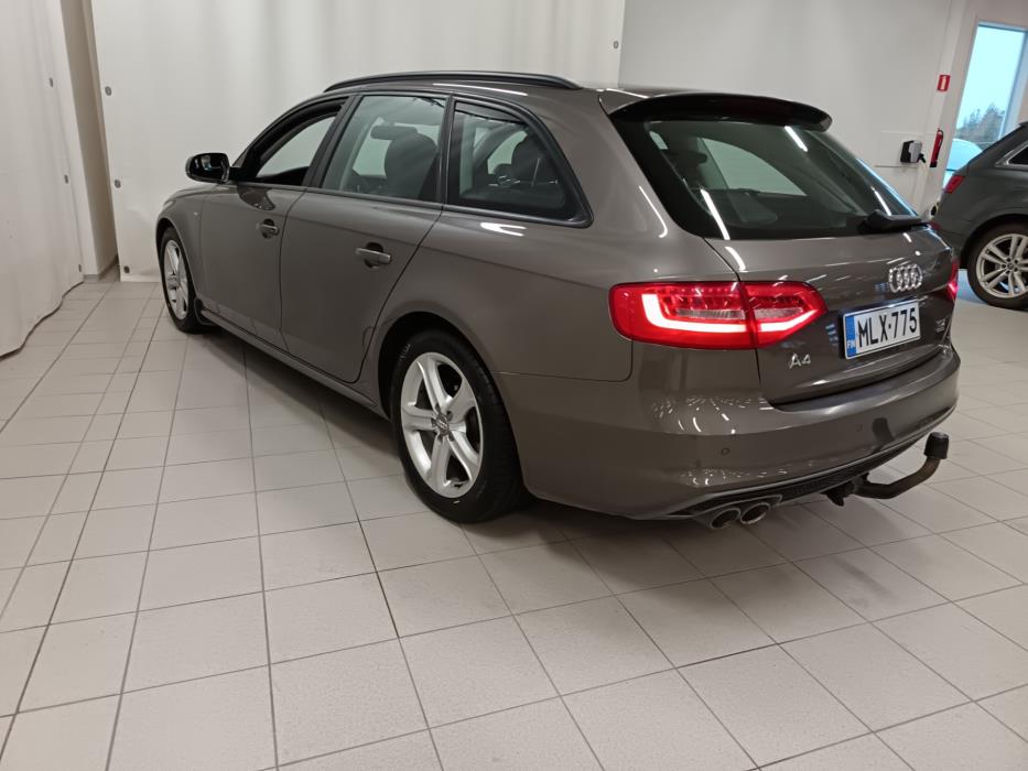 AUDI A4 2014