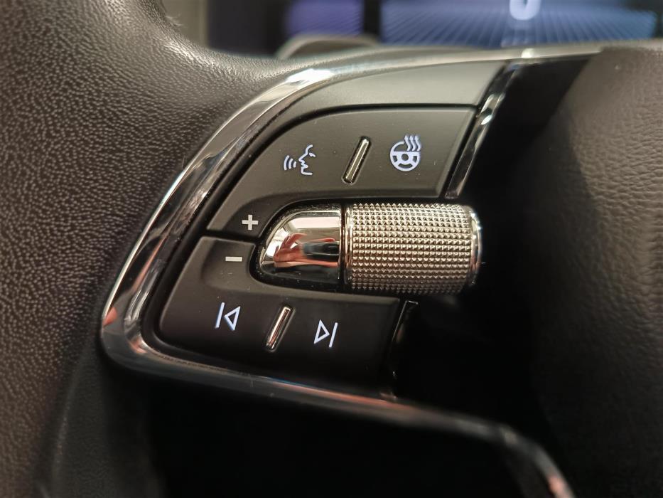 SKODA Karoq 2023