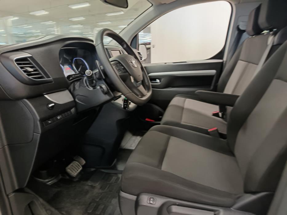 Toyota Proace Verso 2024