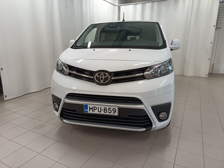 Toyota Proace Verso 2024
