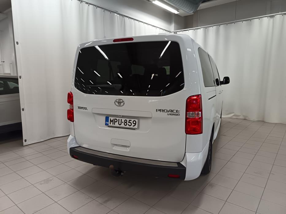 Toyota Proace Verso 2024