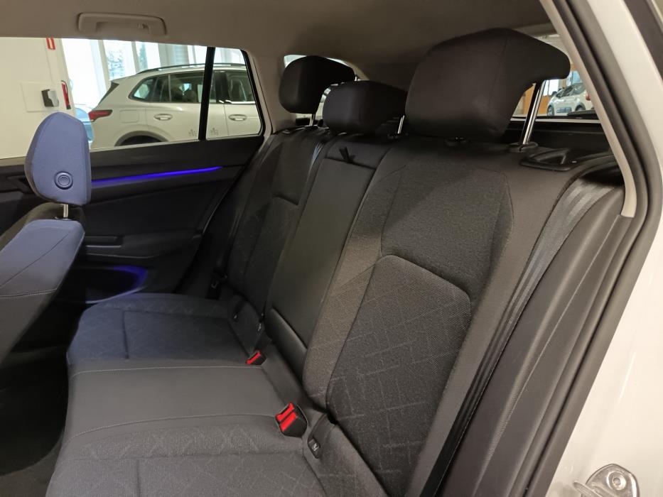 VOLKSWAGEN Golf 2022