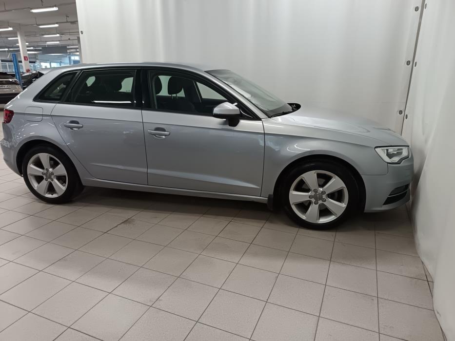AUDI A3 2014