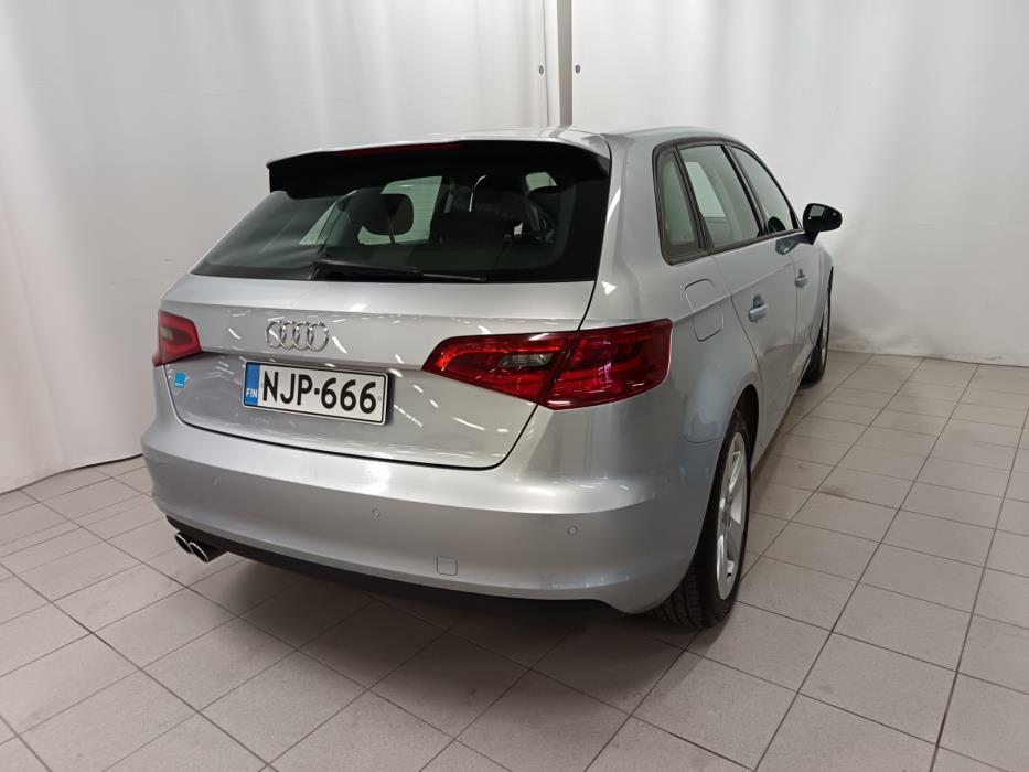 AUDI A3 2014