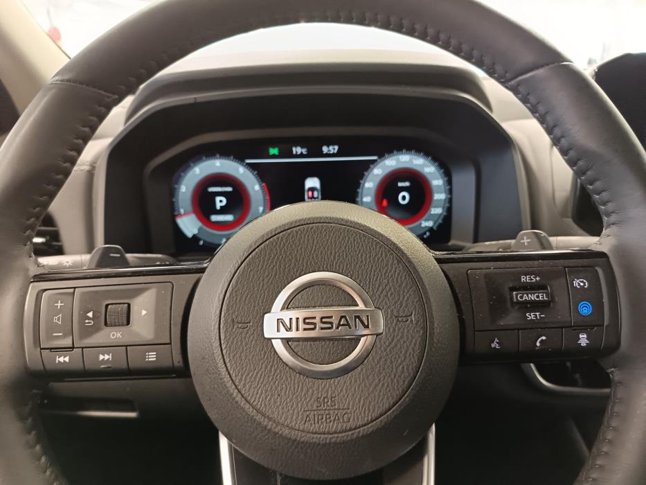 NISSAN Qashqai 2022
