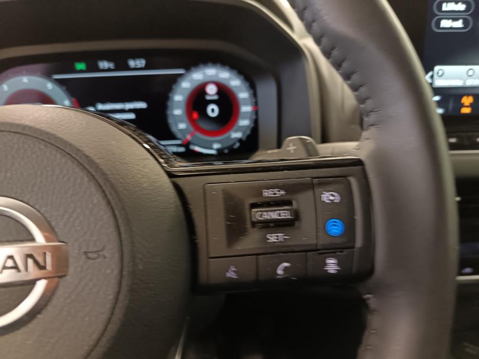 NISSAN Qashqai 2022