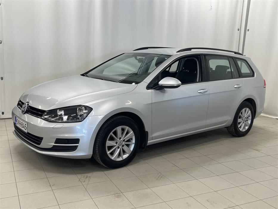 VOLKSWAGEN Golf 2016