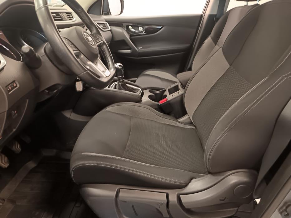 NISSAN Qashqai 2018