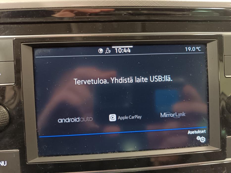 VOLKSWAGEN Passat 2023