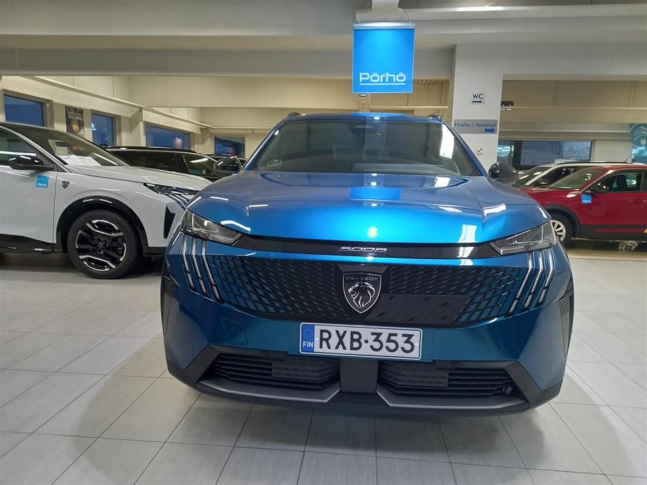 PEUGEOT 5008 2025