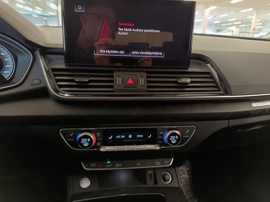 AUDI Q5 2023