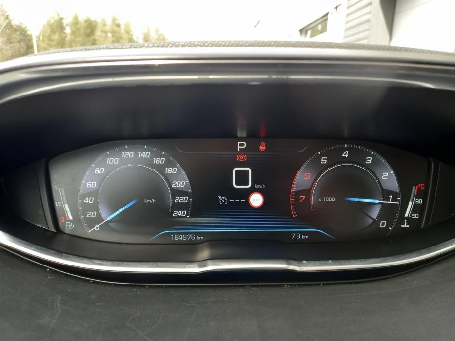 PEUGEOT 3008 2019