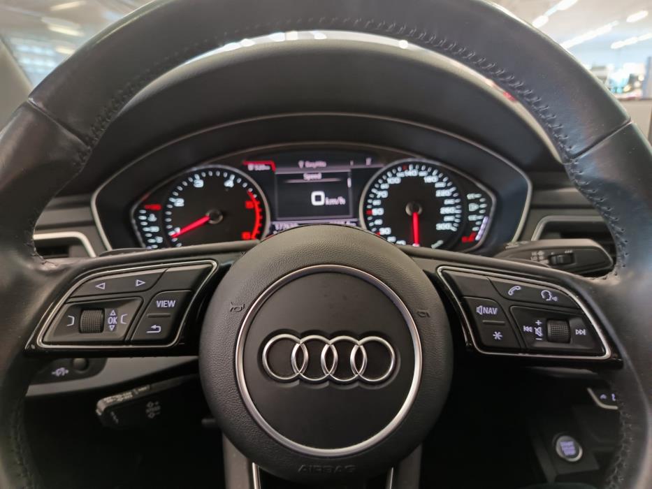 AUDI A4 2016