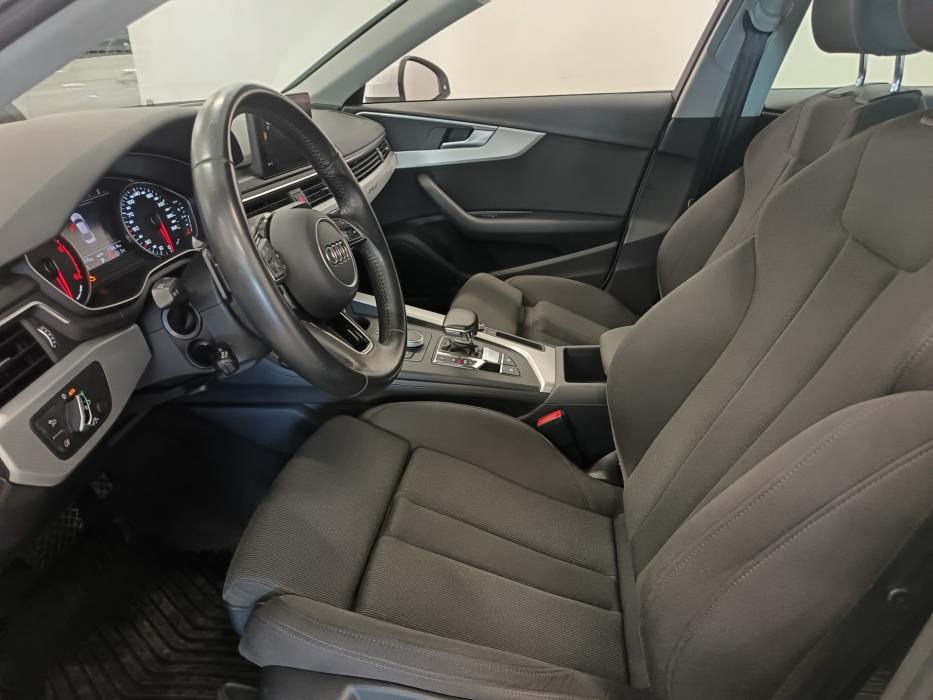 AUDI A4 2016