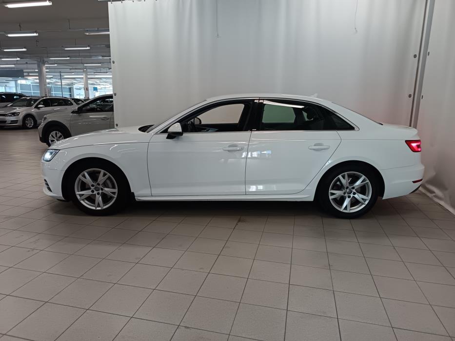 AUDI A4 2016