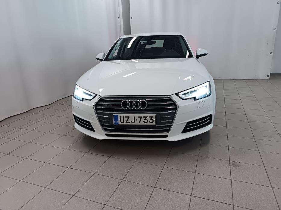 AUDI A4 2016