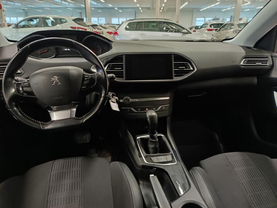 PEUGEOT 308 2018