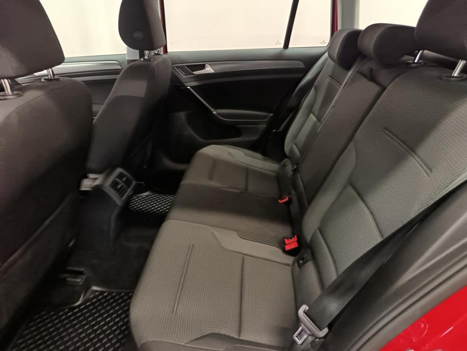 VOLKSWAGEN Golf 2020