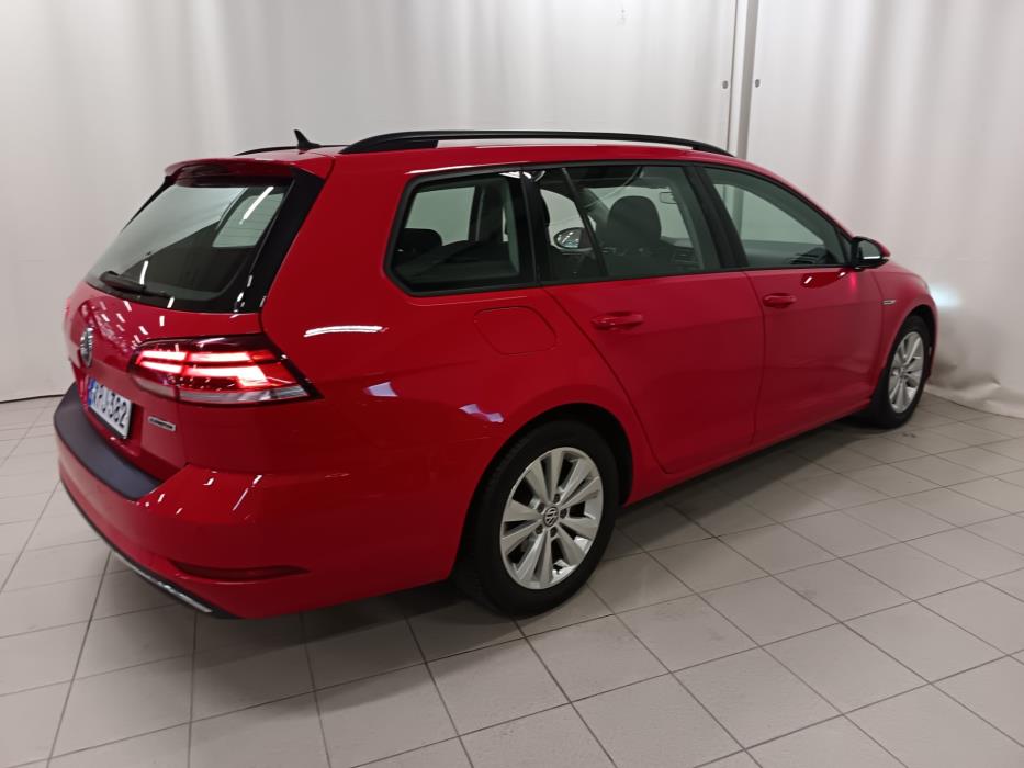 VOLKSWAGEN Golf 2020