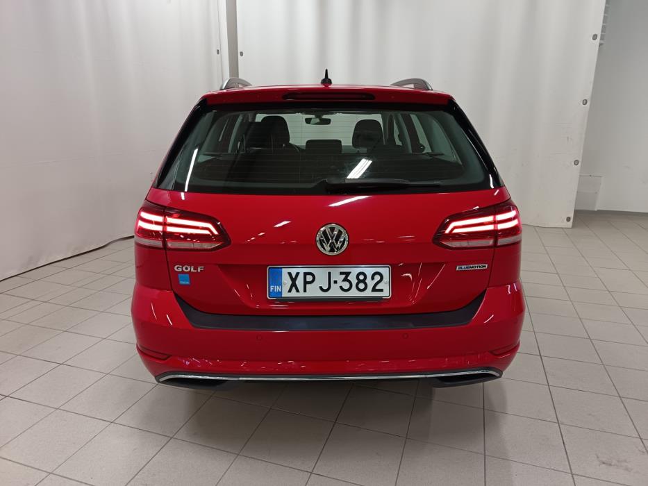 VOLKSWAGEN Golf 2020