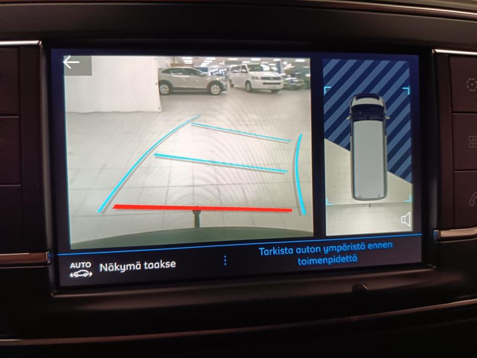 Peugeot Traveller 2022